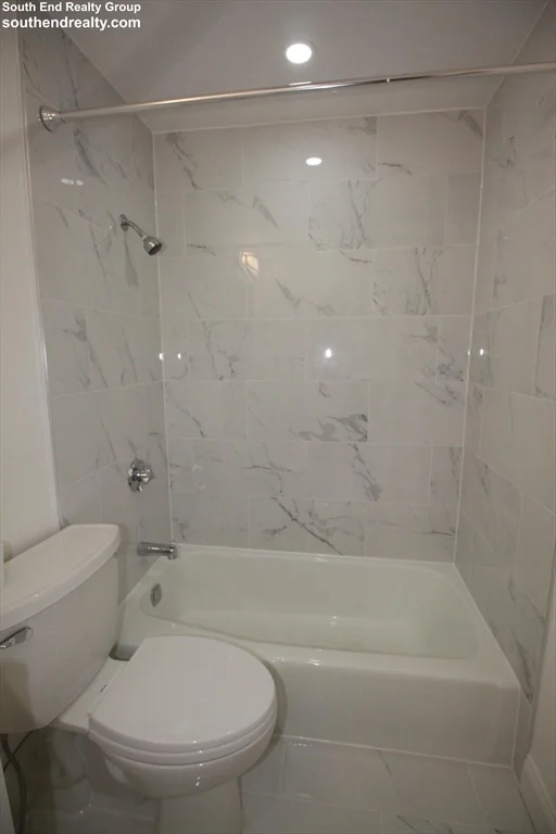 277 Beacon St, Back Bay