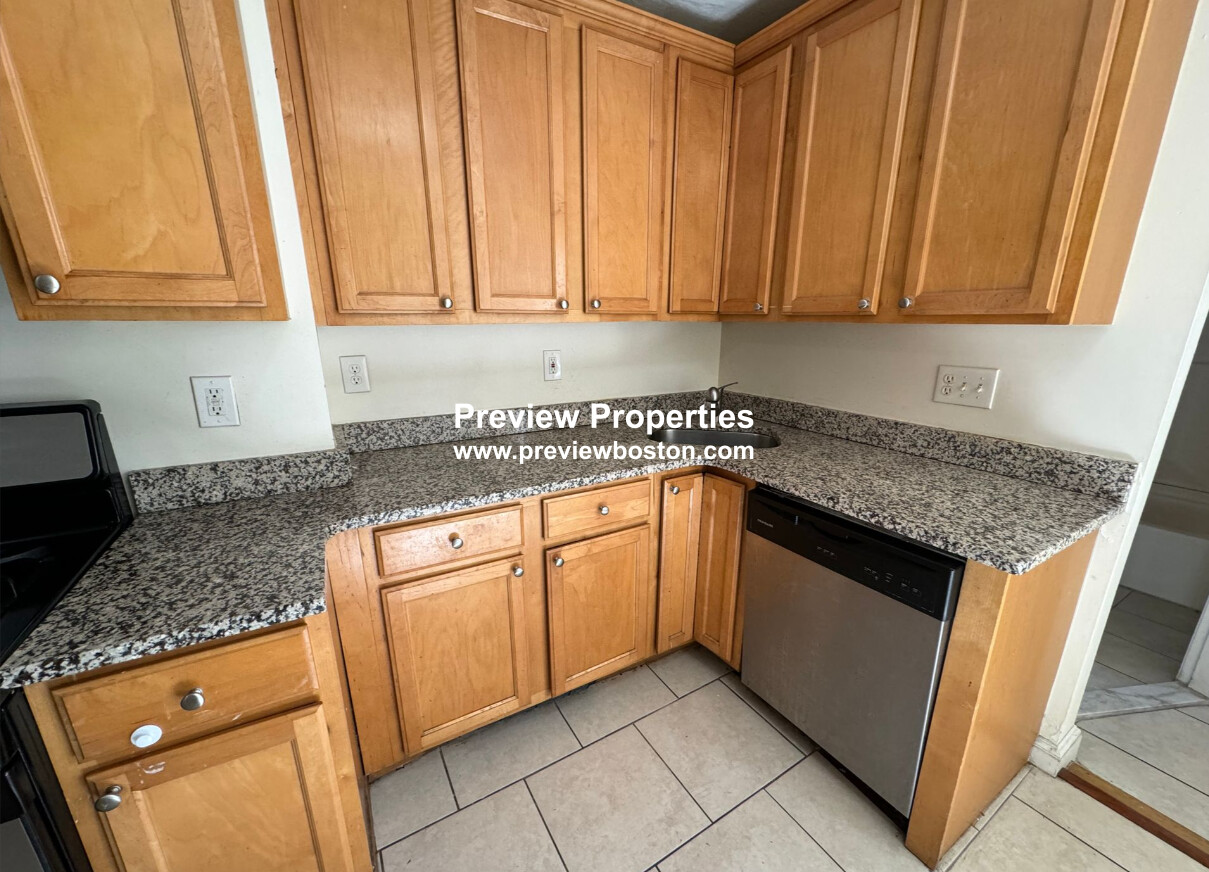 25 Chelsea, East Boston