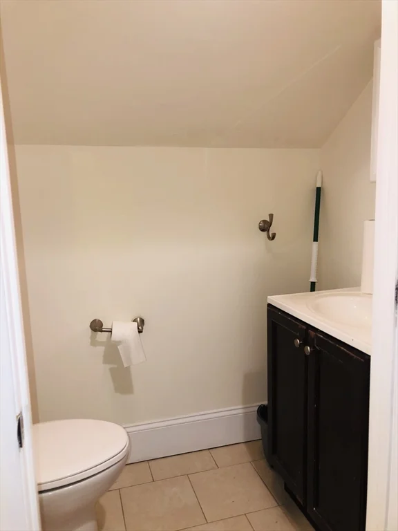 18 Stockwell St, Mission Hill