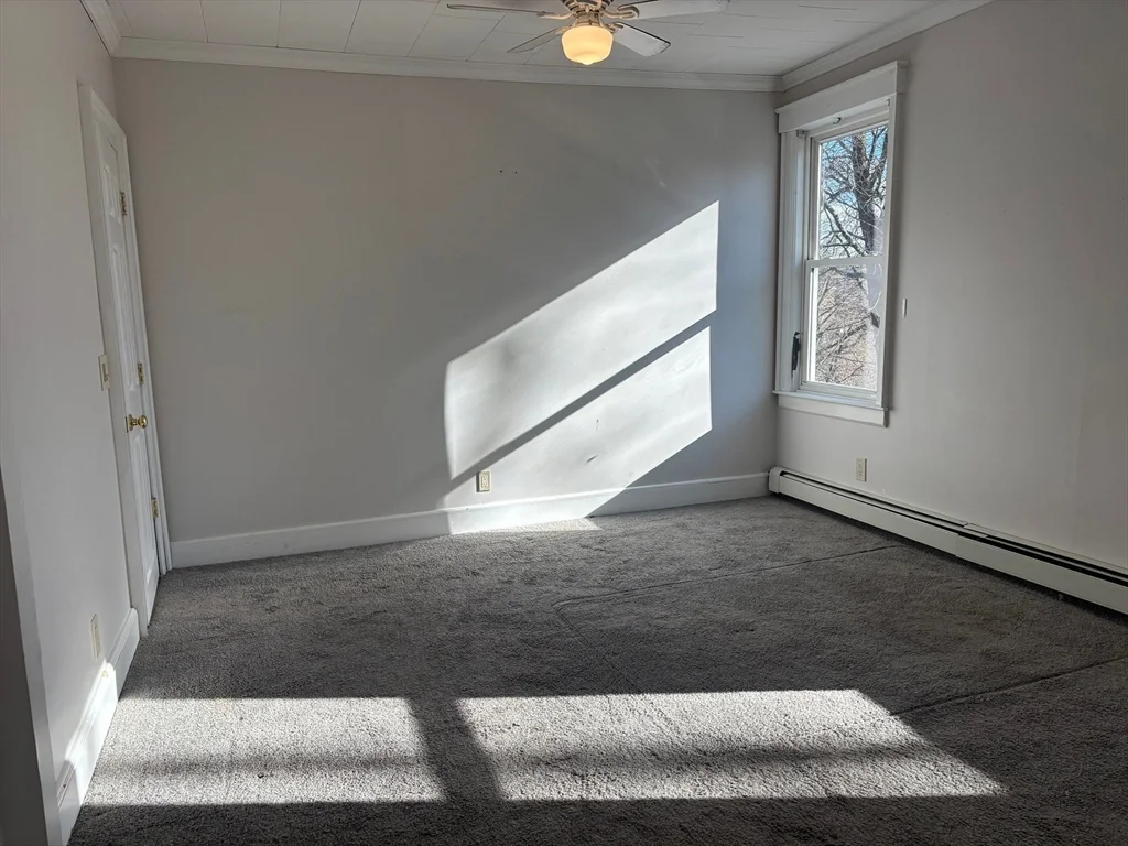 292 Providence Rd, Grafton