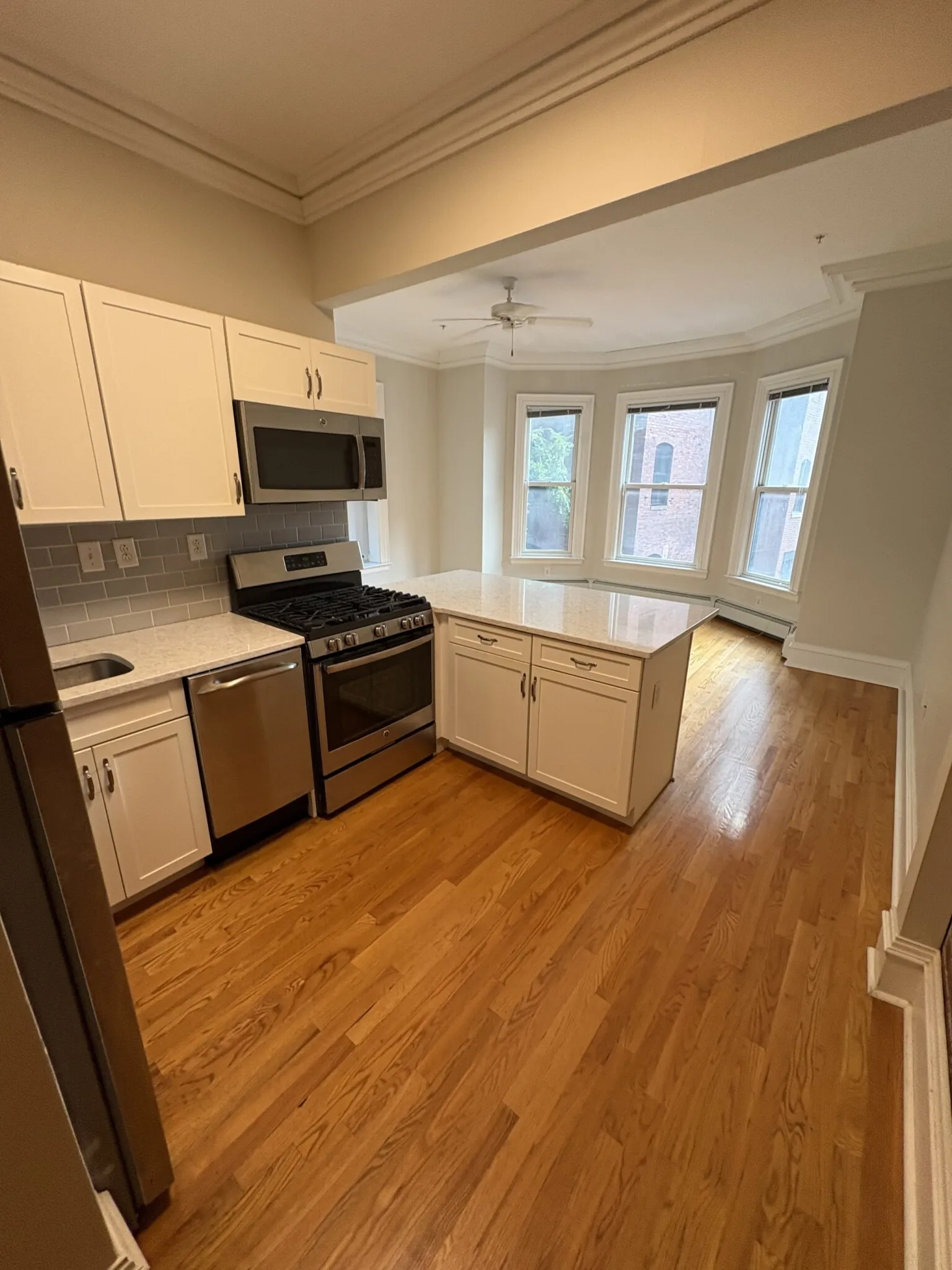 31 Massachusetts Ave, Back Bay