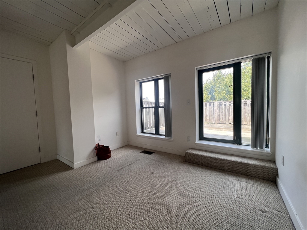 71 Fulkerson St, East Cambridge