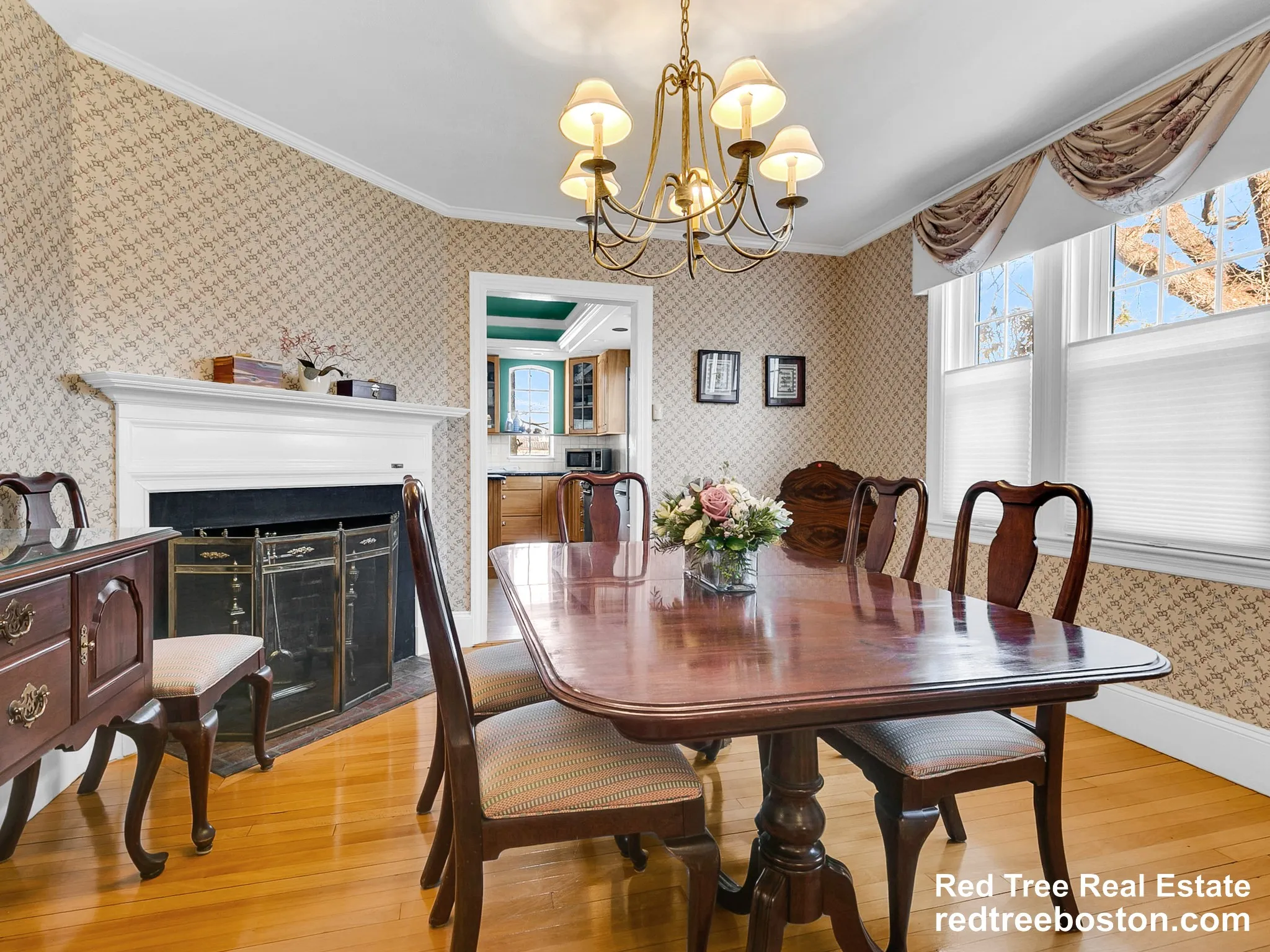 243 Upland Ave, Newton Highlands