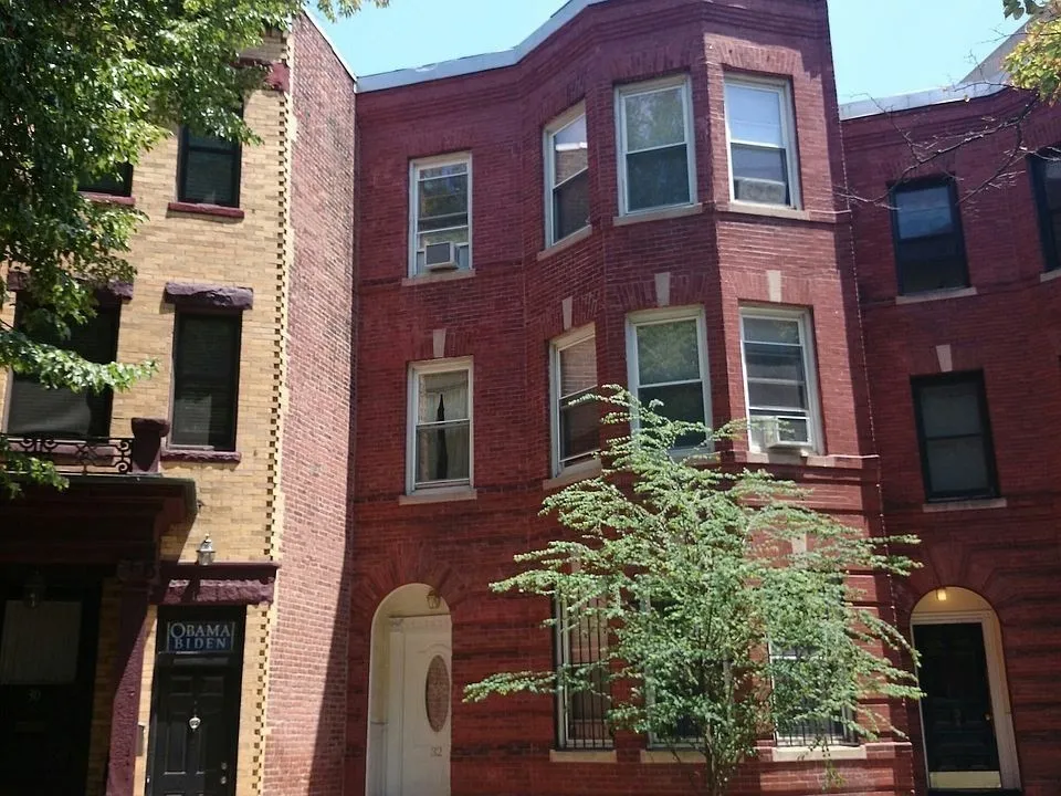 32 Edgerly Rd, Fenway