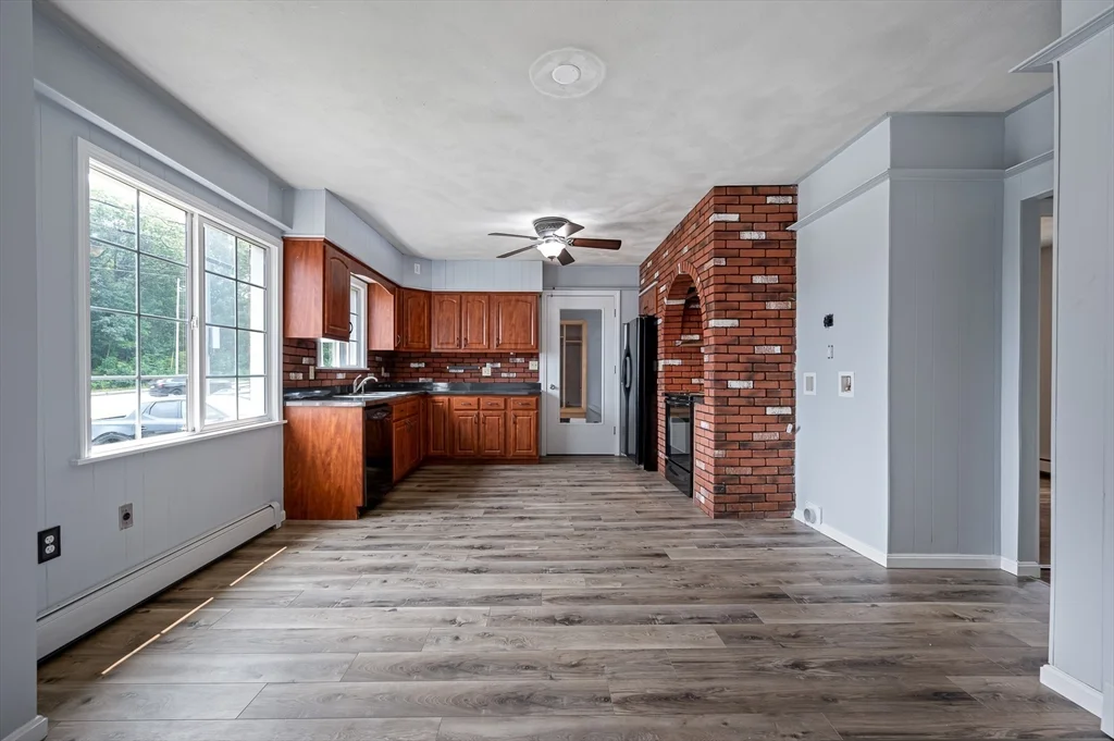 7 Pasadena Pkwy, Worcester