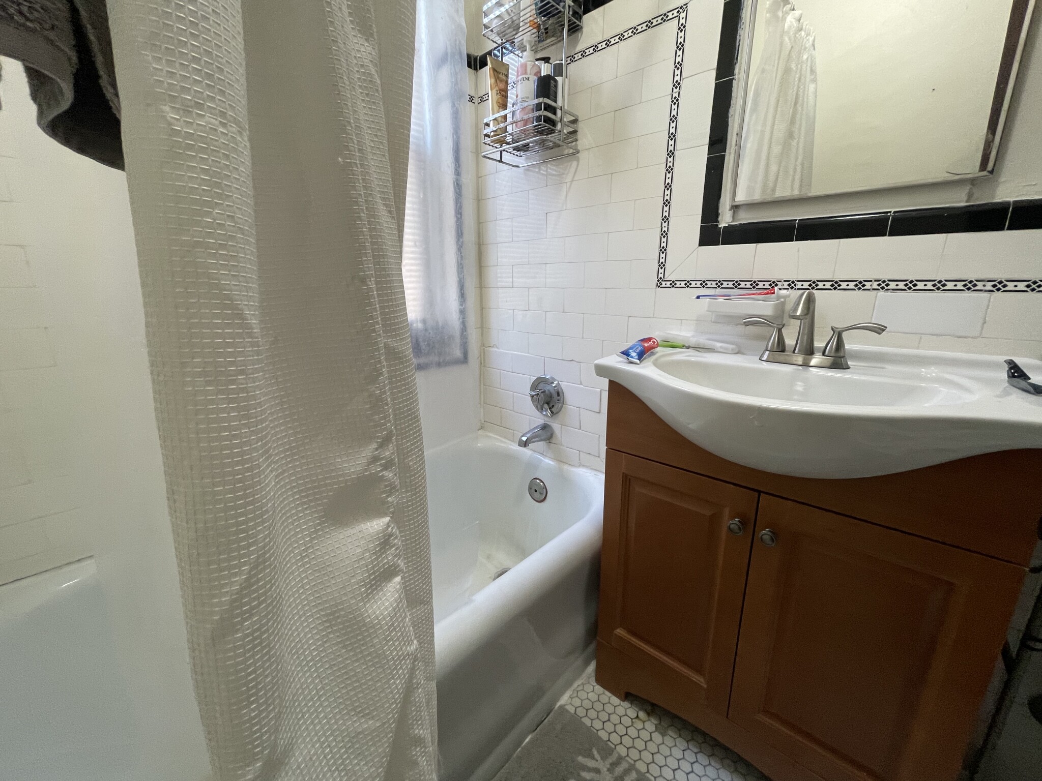 53 Fellsway West, Medford