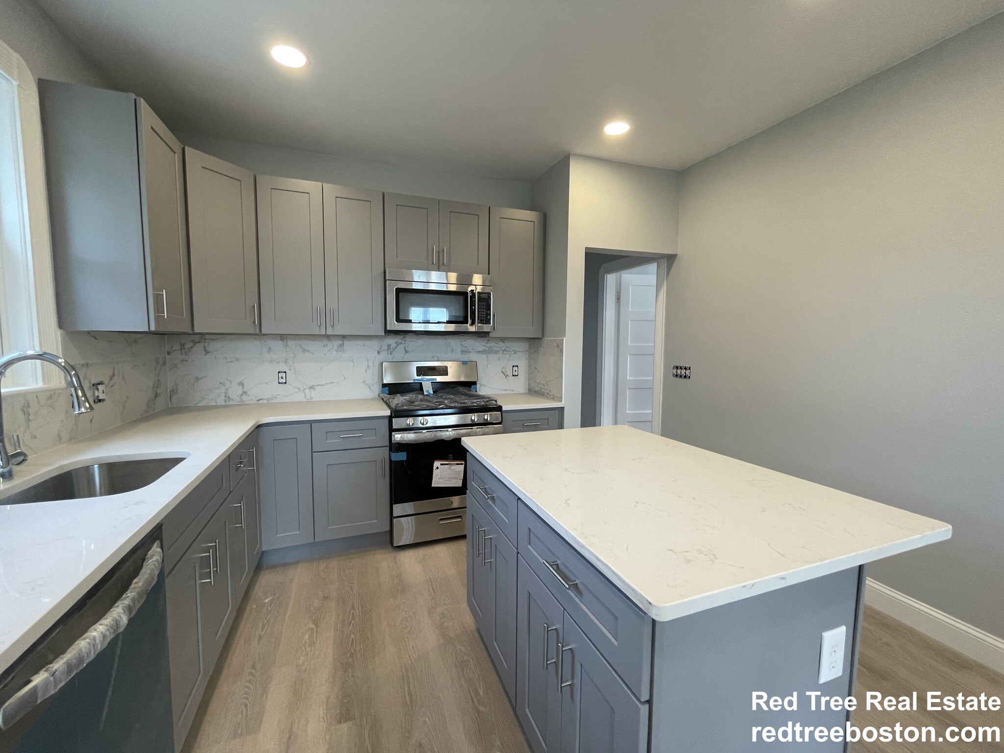 44 Ashley St, East Boston