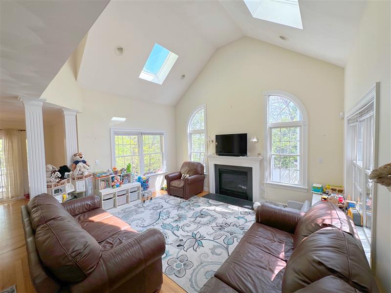 6 Farmers Circle, Arlington