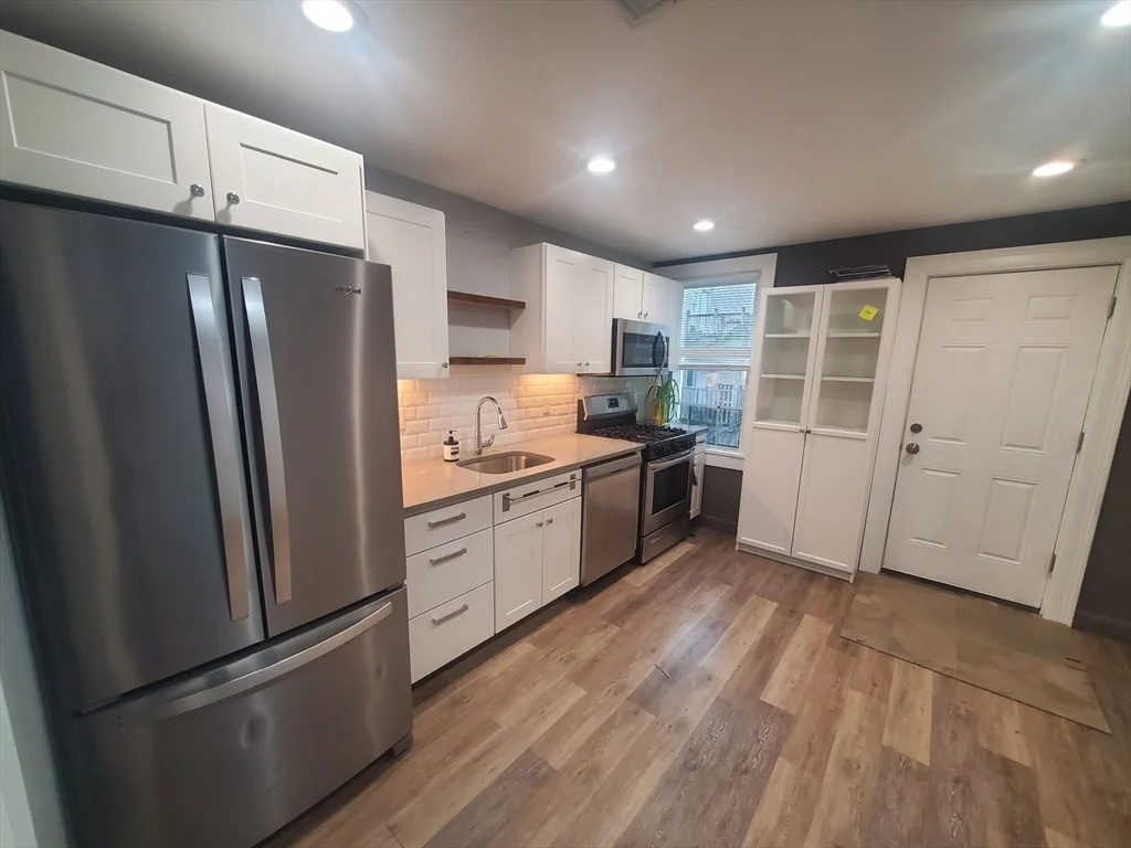 866 Dorchester Ave, Dorchester