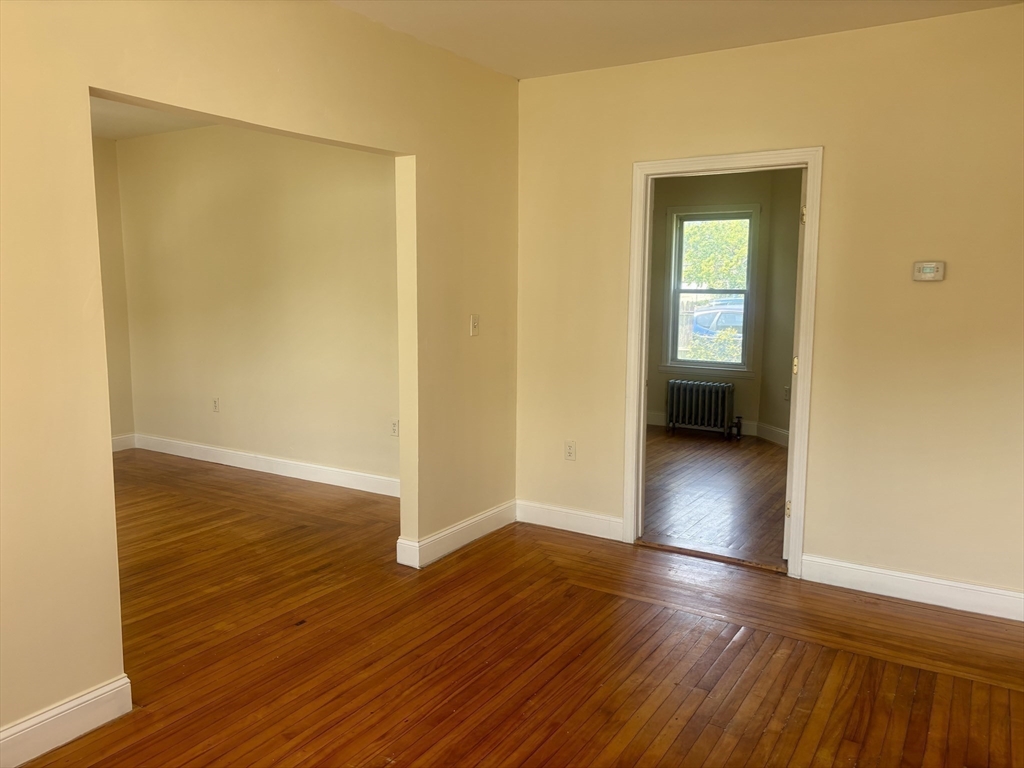 8 Stearns St, Worcester