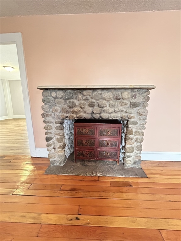 81 Brown St, South Attleboro