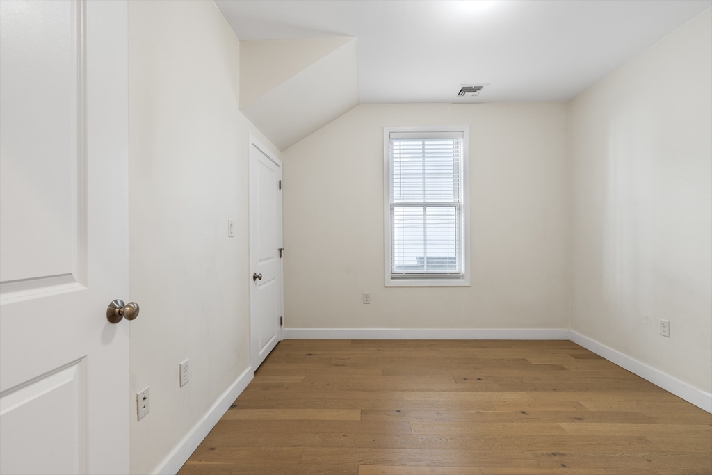 213 East Eagle St, East Boston