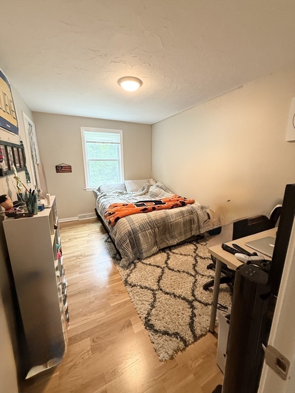 7 Sherman Ter, Natick