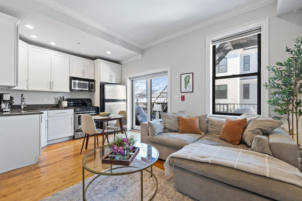 109 N St, South Boston