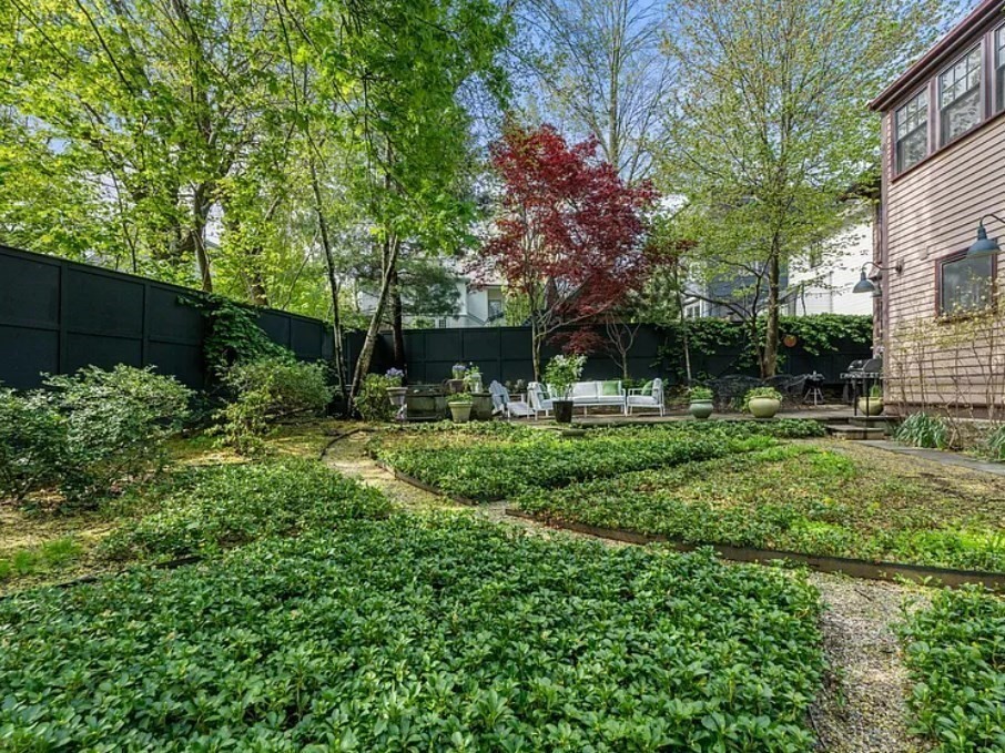 44 High St, Brookline Village