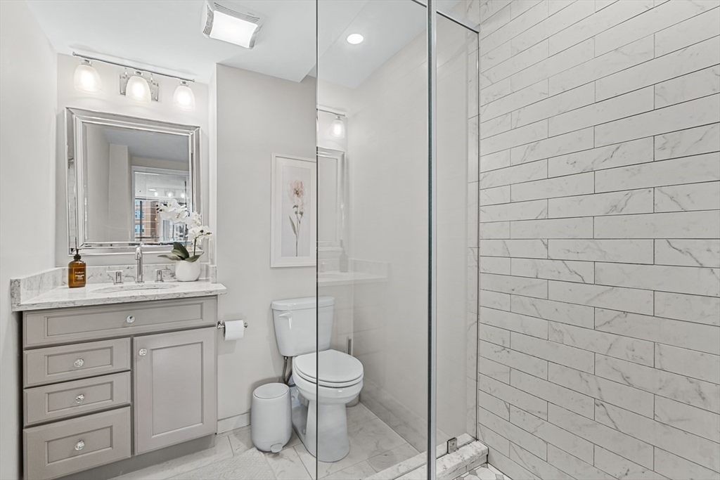 357 Commercial St, Waterfront