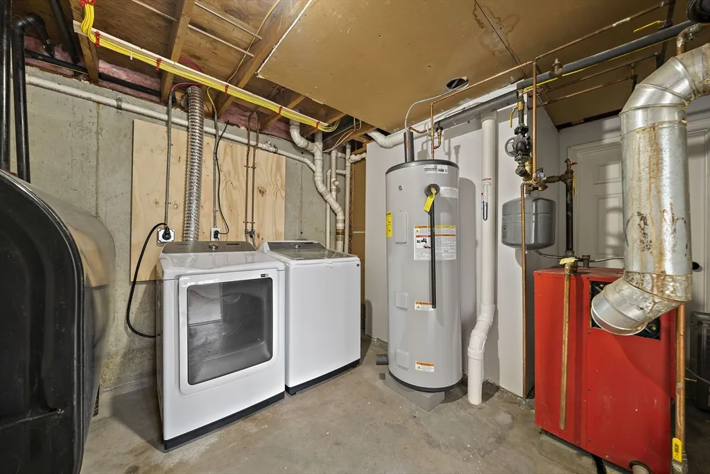 6 Skyview Rd, Woburn