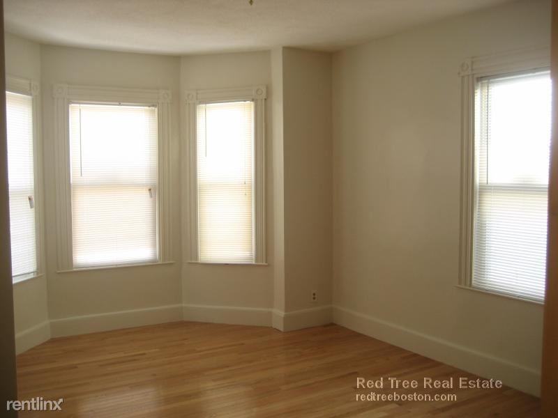 190 Highland St, Roxbury