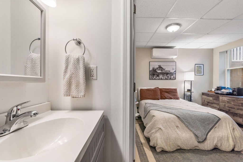 12 Colebrook St, South Boston