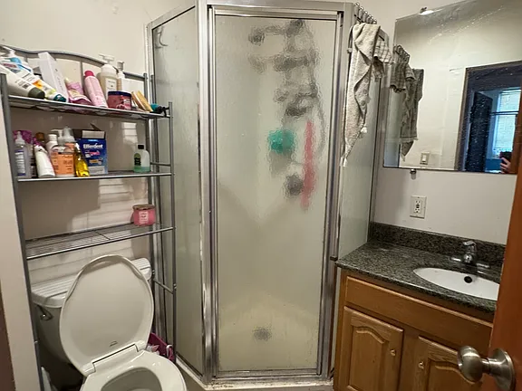 1681 Beacon St, Aspinwall Hill