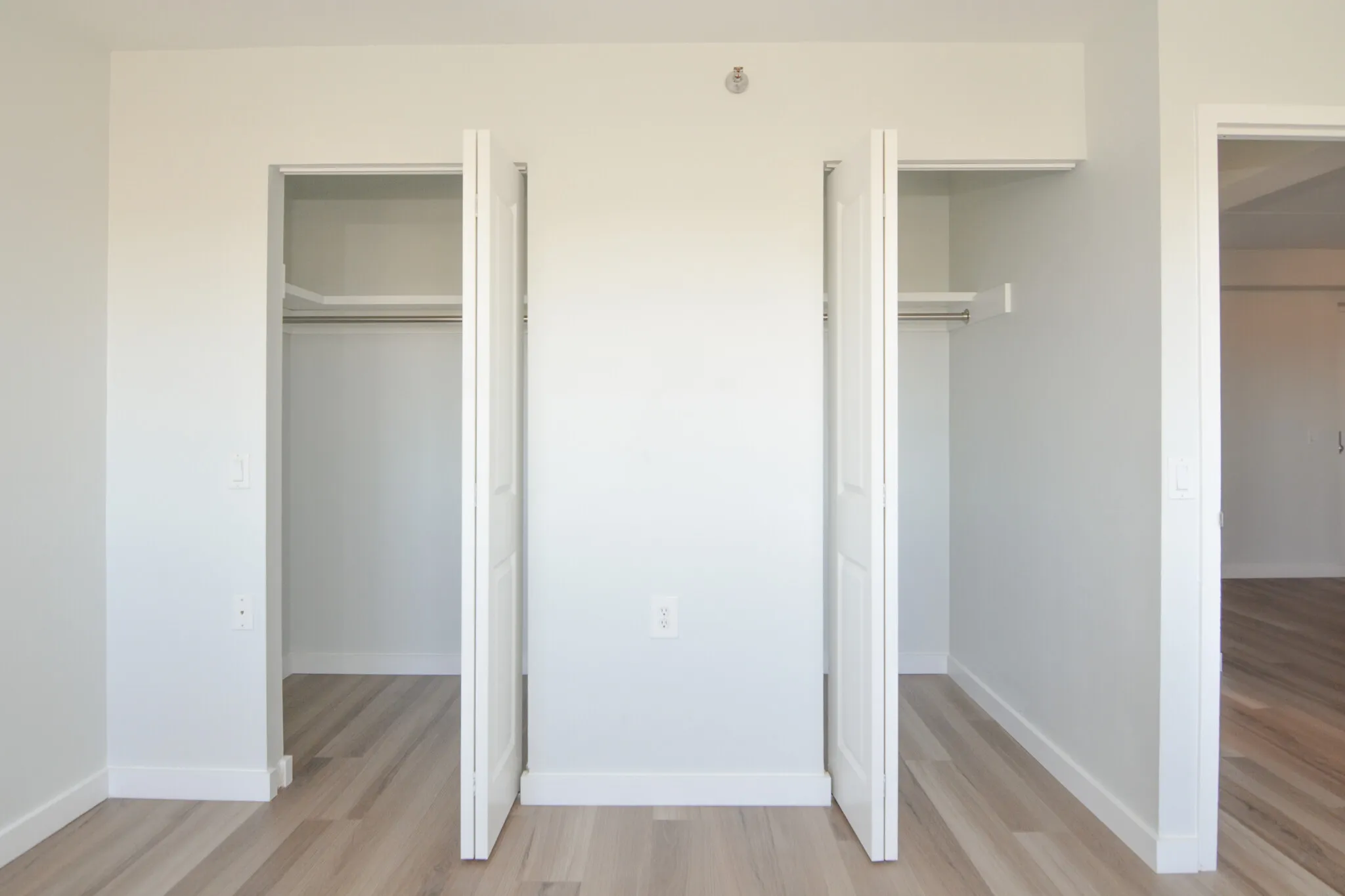 1925 Commonwealth Ave, Brighton