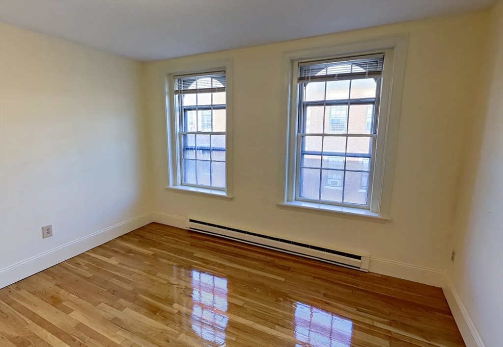 88 West Cedar St, Beacon Hill