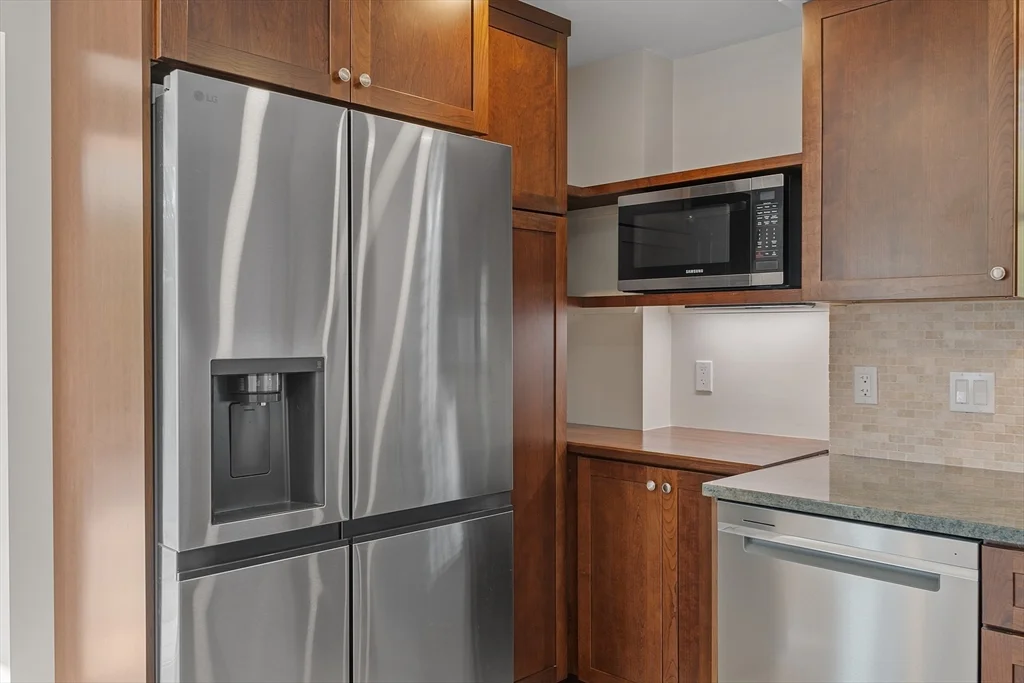 40 Atlantic Ave, Rockport