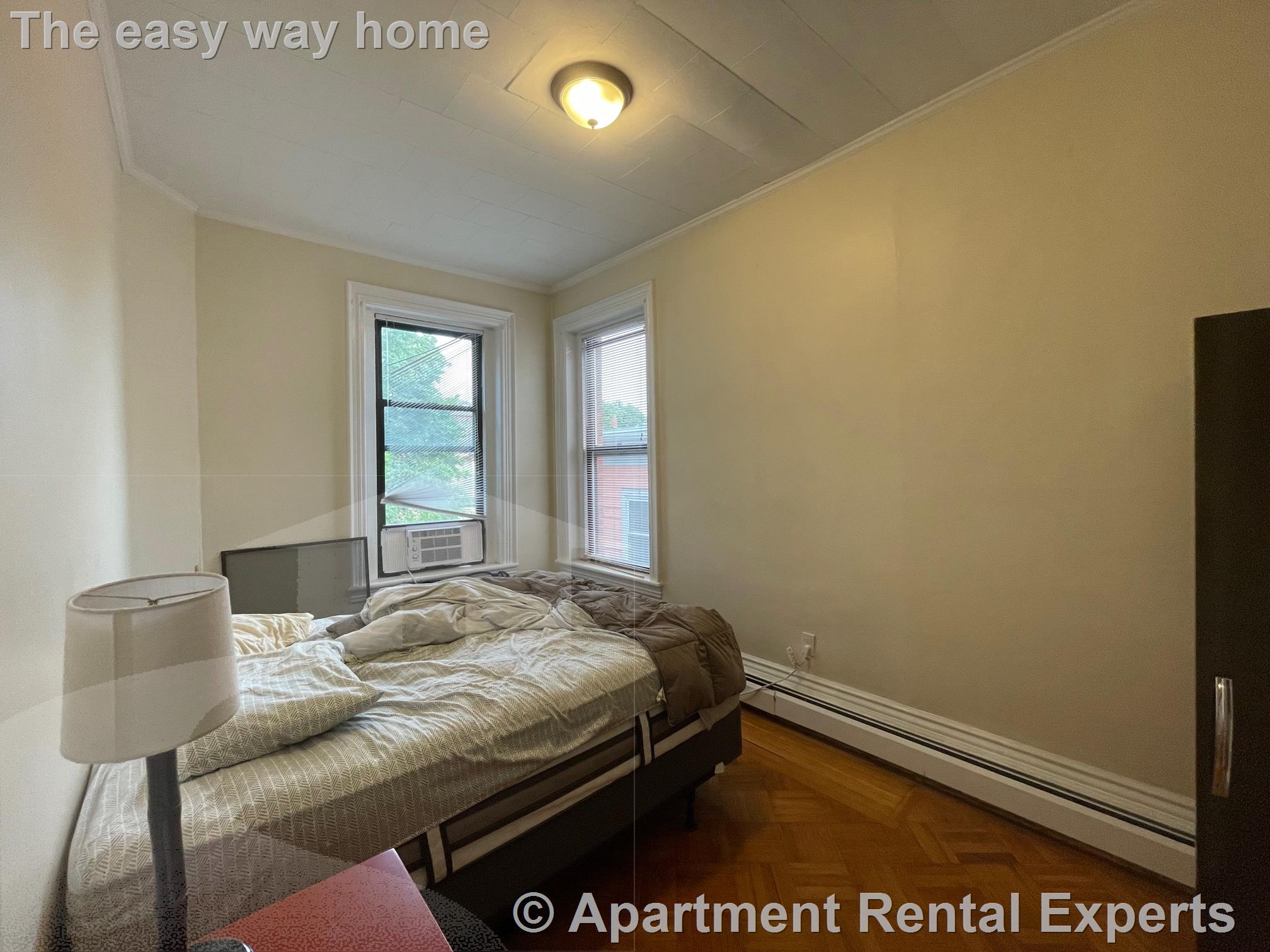 55 Adams St, Winter Hill