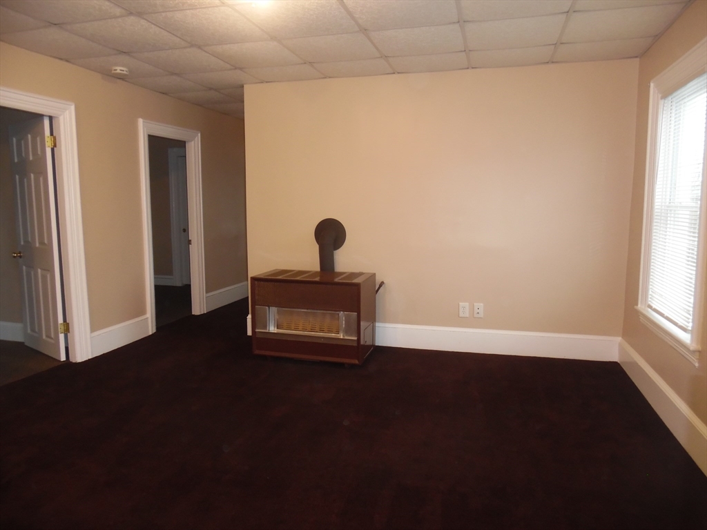 1199 Rodman St, Fall River