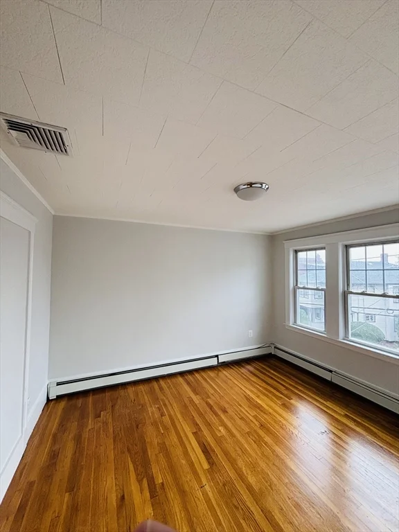 19 Harding Ave, Everett