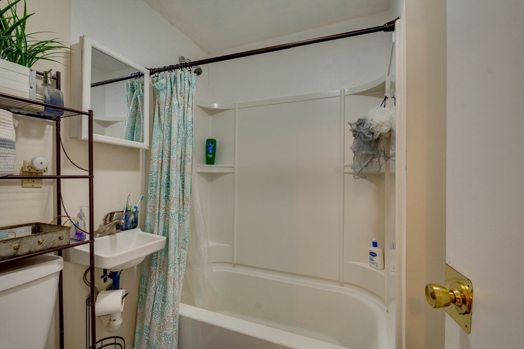 6 Cutter Park, Davis Square