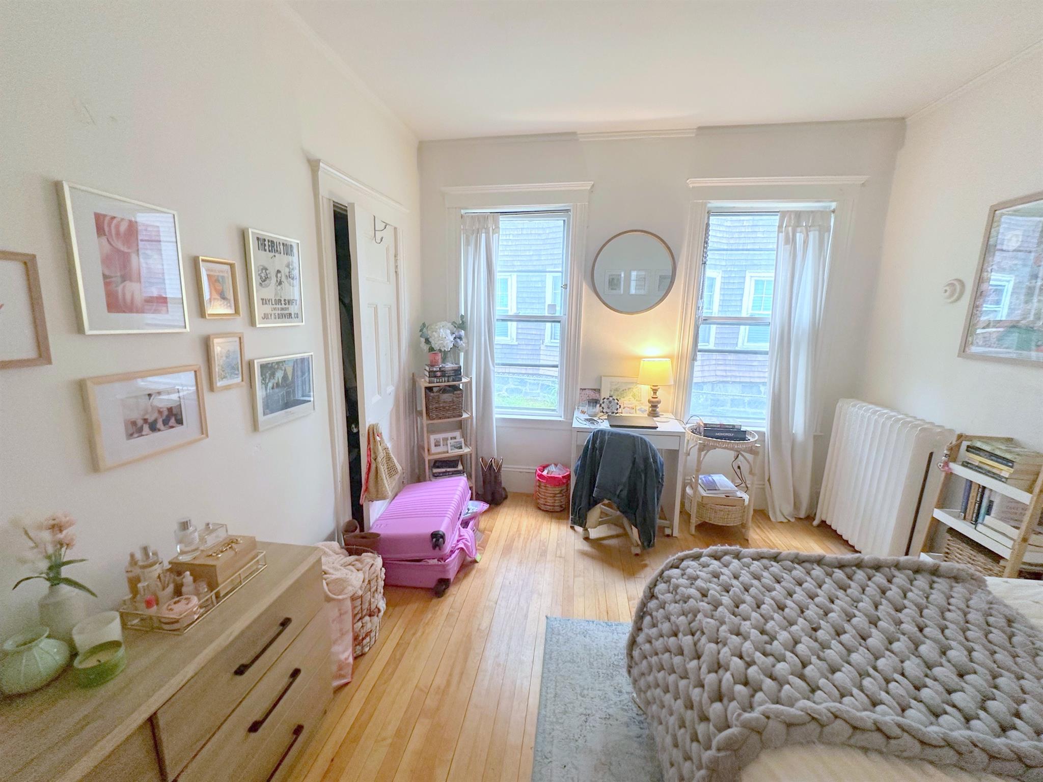 22 Upland Rd, Neighborhood Nine