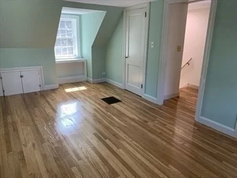 5 Eliot Rd, Needham Heights