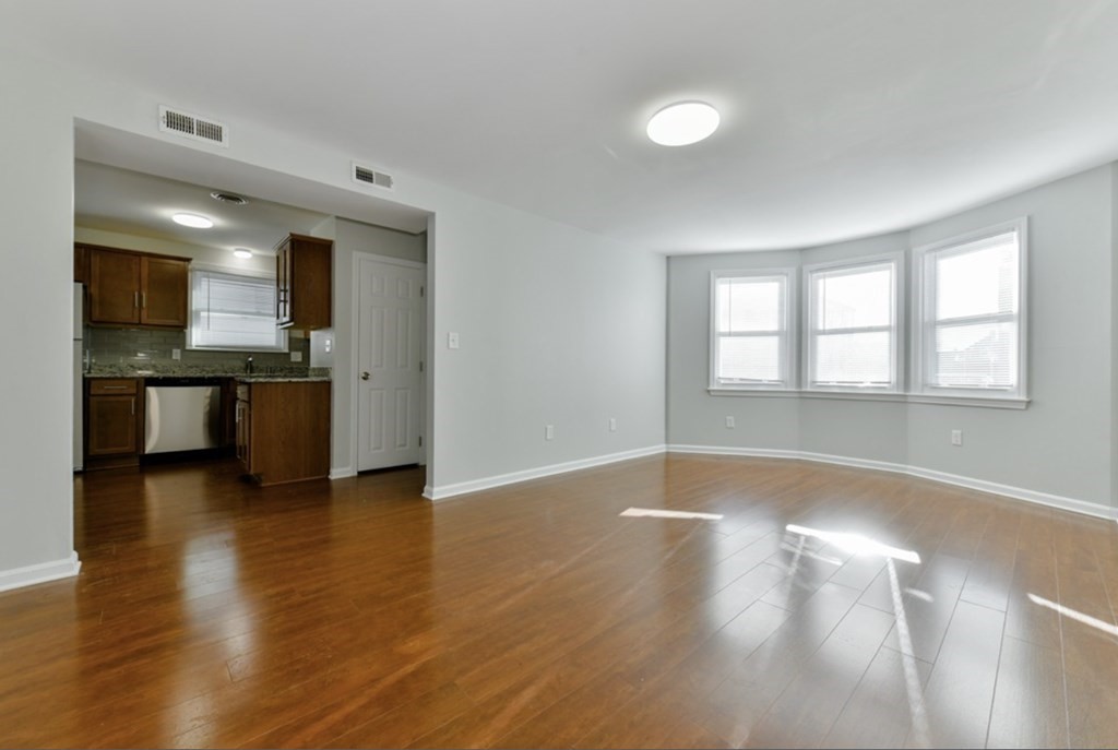 19 Fuller St, Dorchester