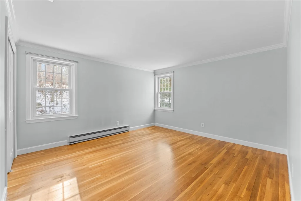 26 Cedar Hill Rd, Dover