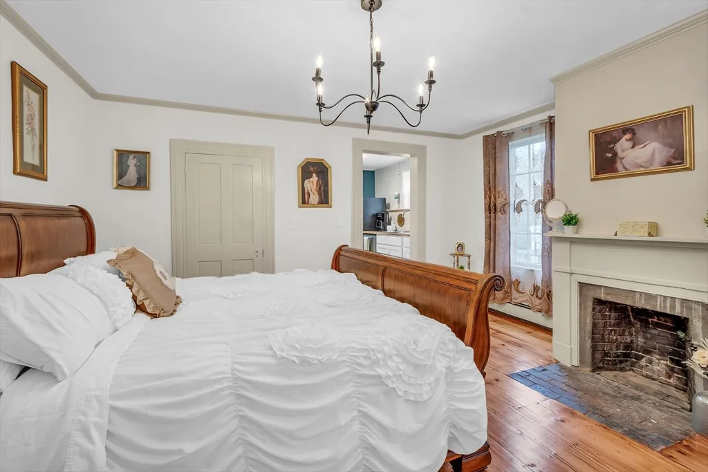 205c Main St, Groton