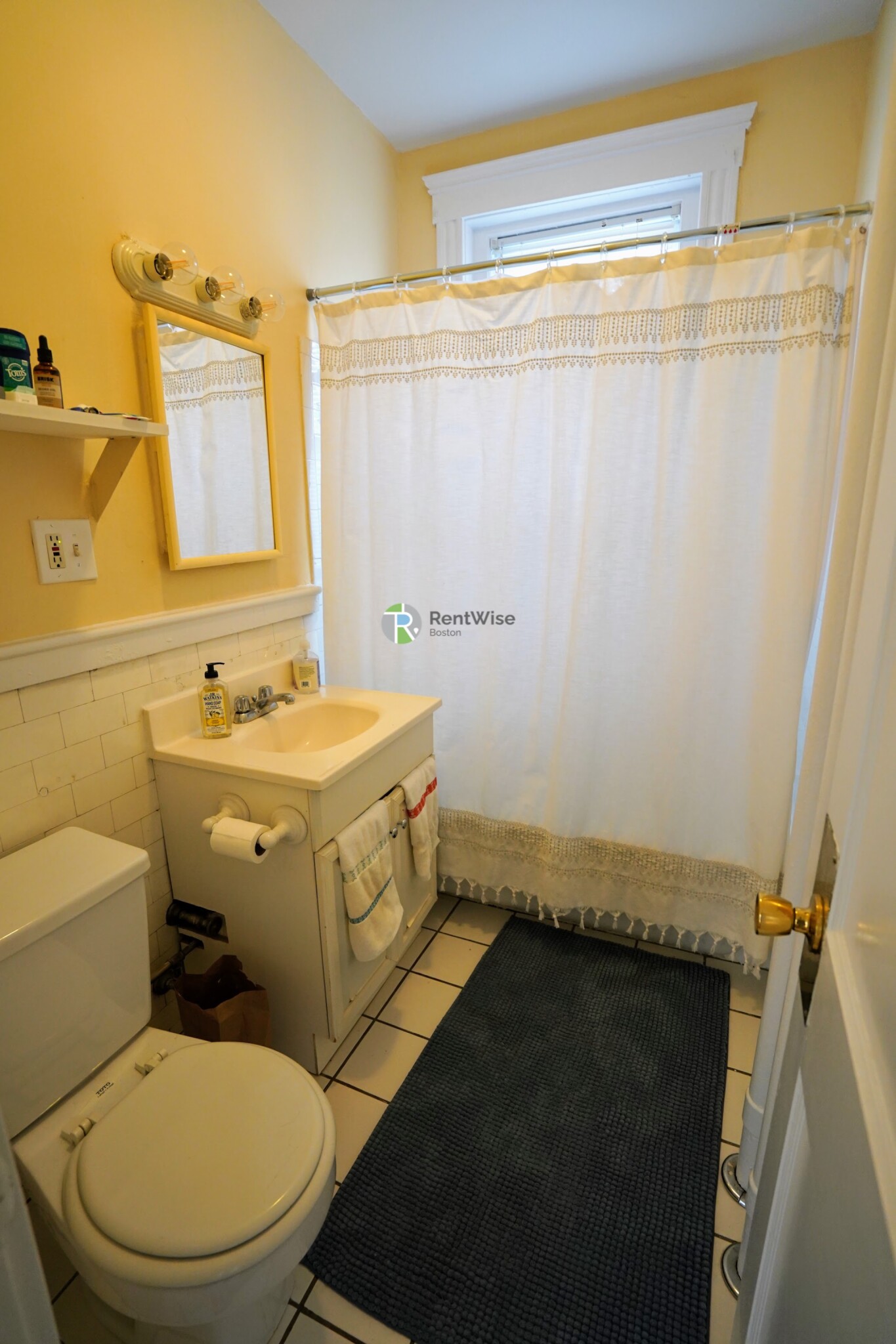 36 Quint Ave, Allston