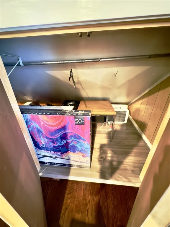 8 Fox Point, Dorchester