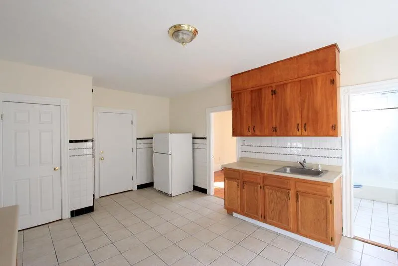 10 Winter St, East Cambridge