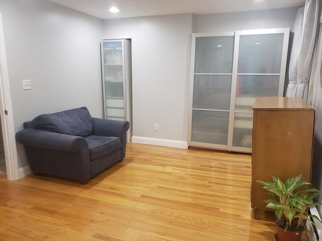 30 Haynes St, East Boston