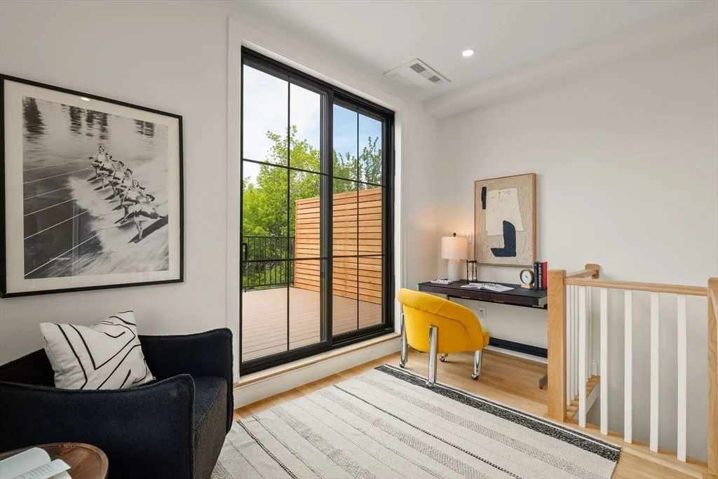 27 Shepard, Brighton