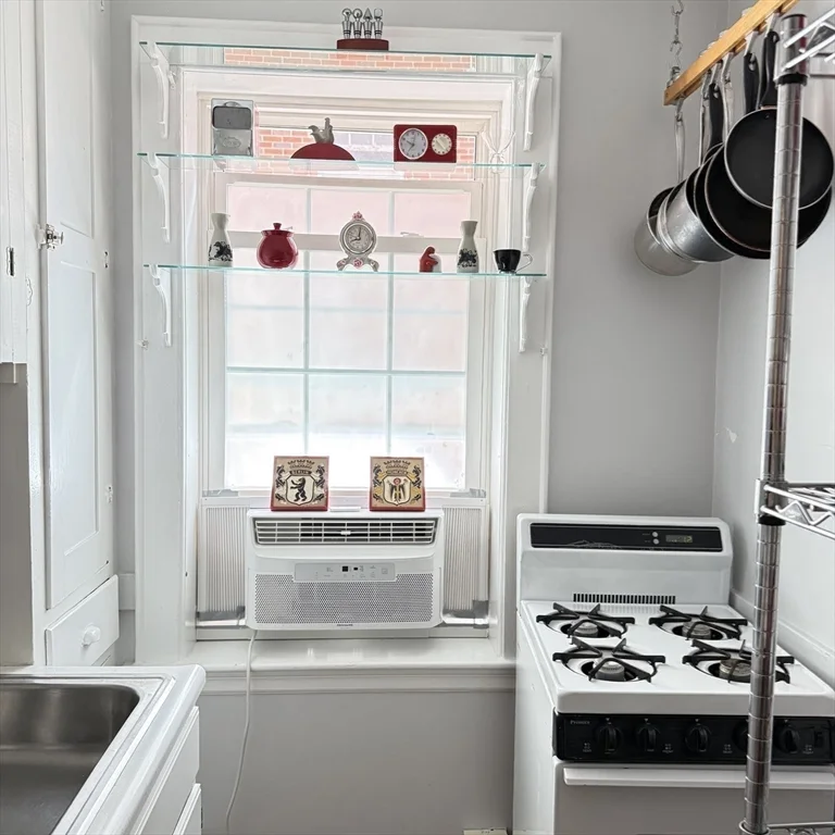 285 Harvard St, Mid Cambridge