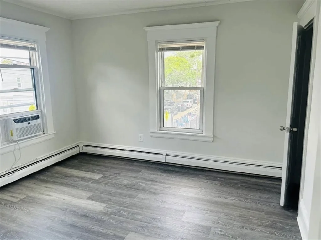 15 Ellsworth St, East Somerville