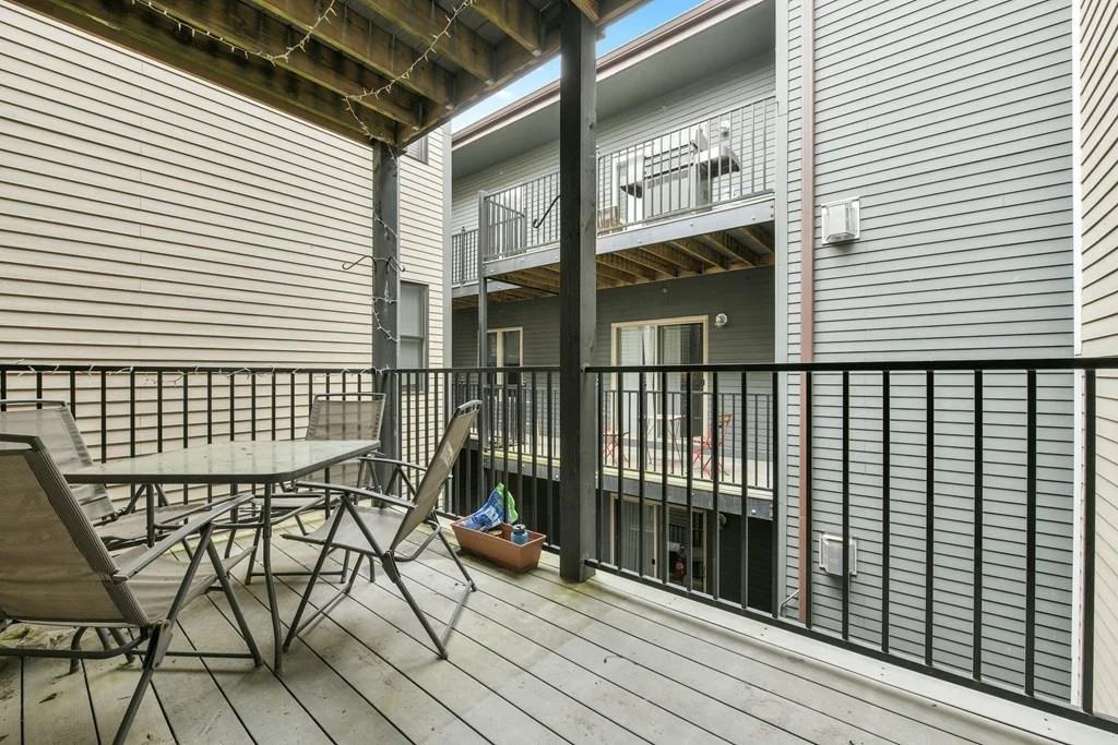 327 W Broadway, South Boston