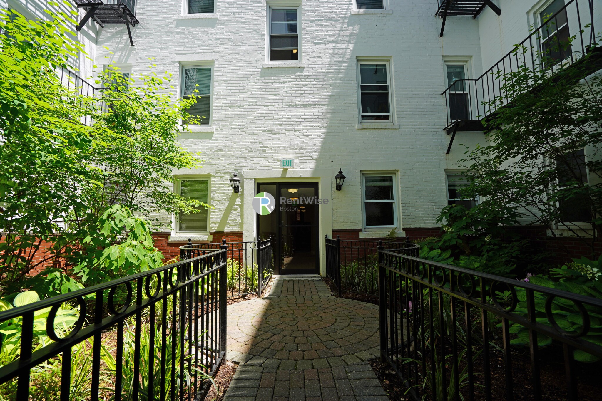 1 Chauncy St, Neighborhood Nine