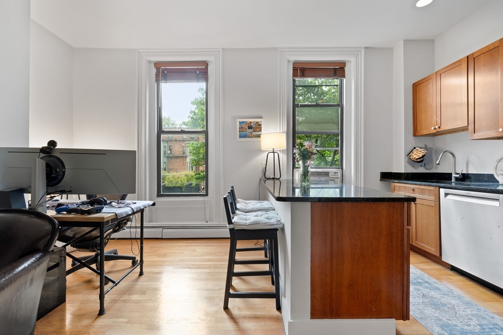 32 Yarmouth St, South End