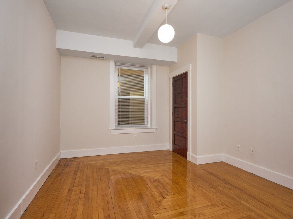 17 Hamilton St, Southbridge