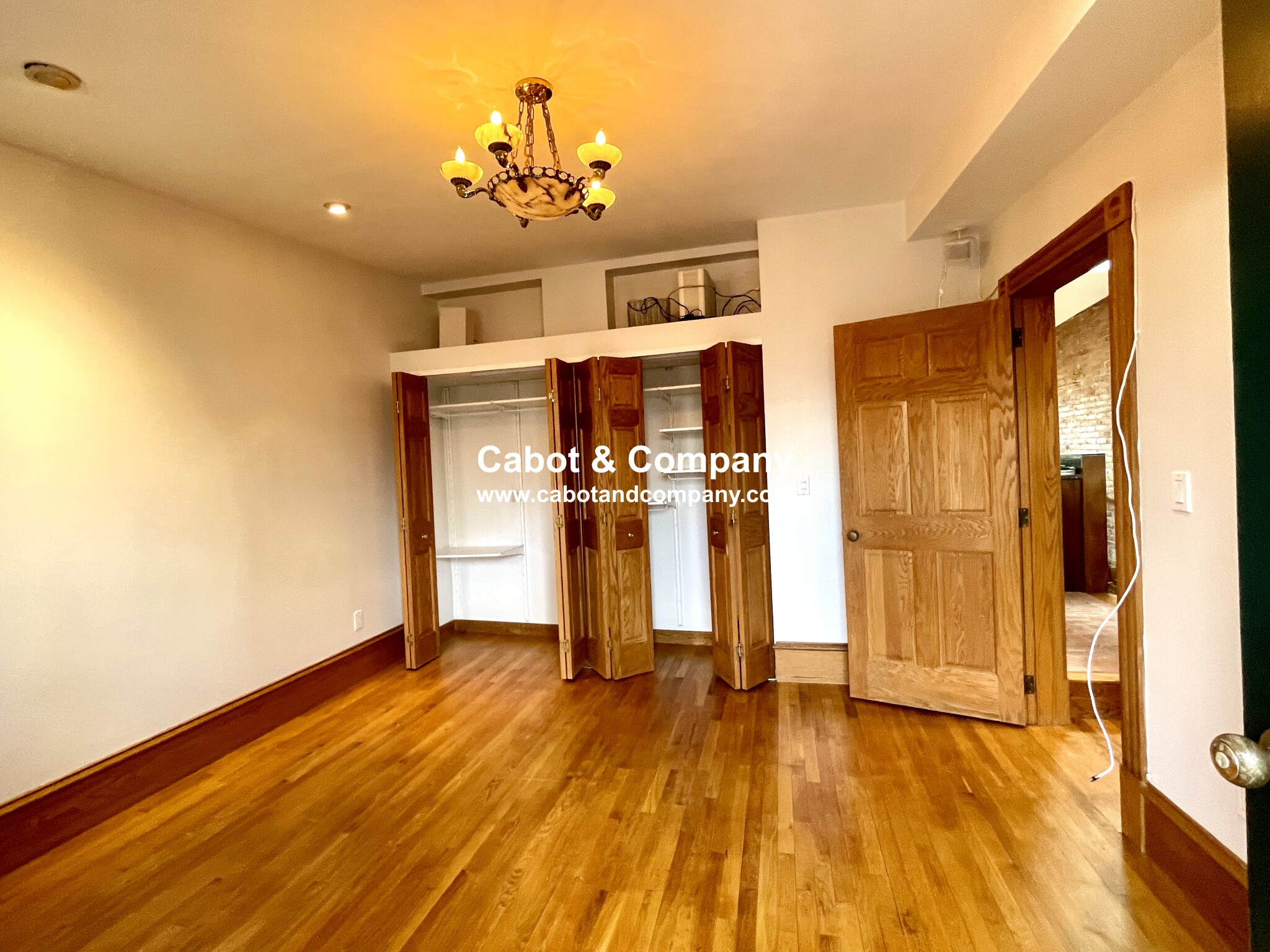 17 Holyoke St, South End