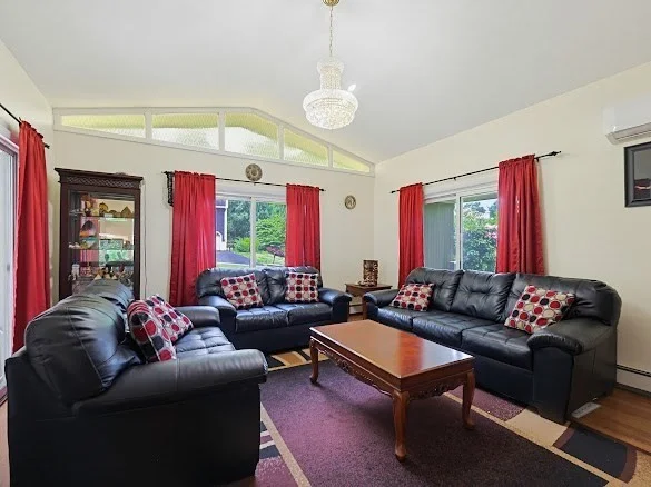 17 Churchill Rd, Winchester