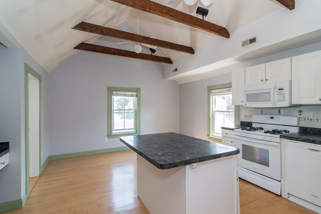 41 W Central, Natick